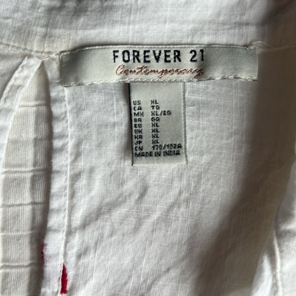 White linen button down top - Picture 3 of 5